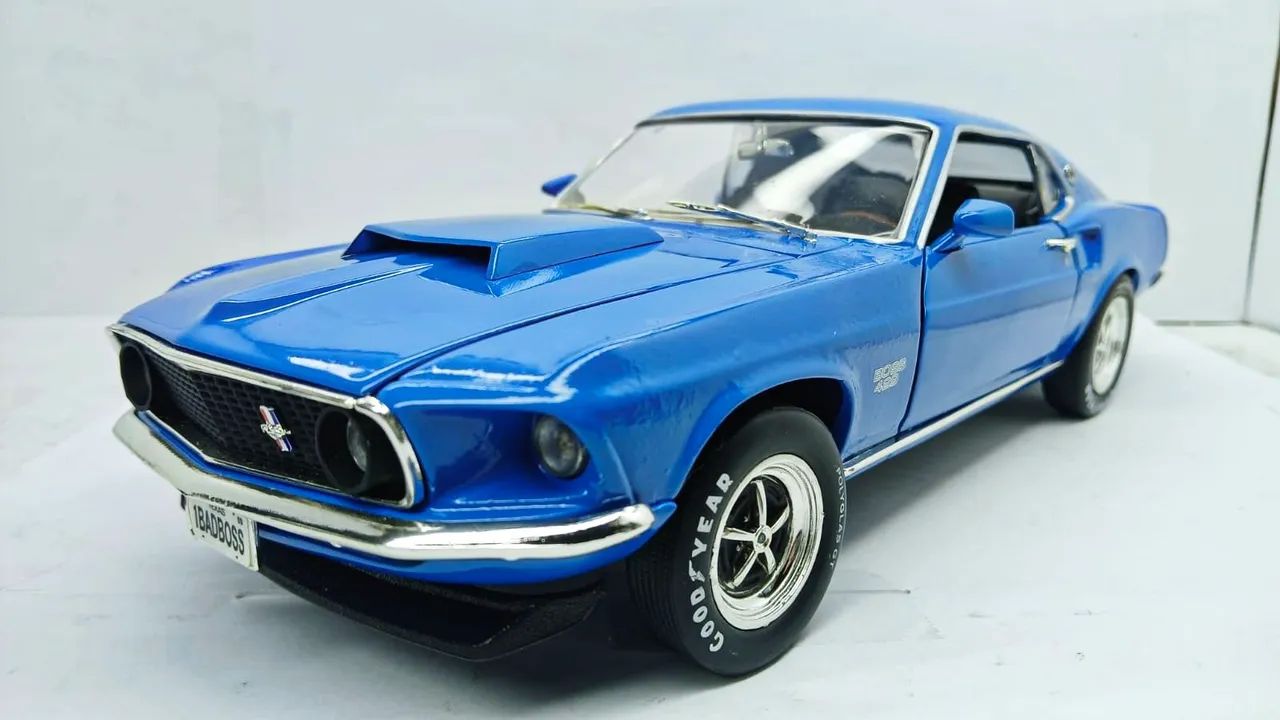 Miniatura Ford Mustang Boss 429 1/18 - Hobbies e coleções - Vila