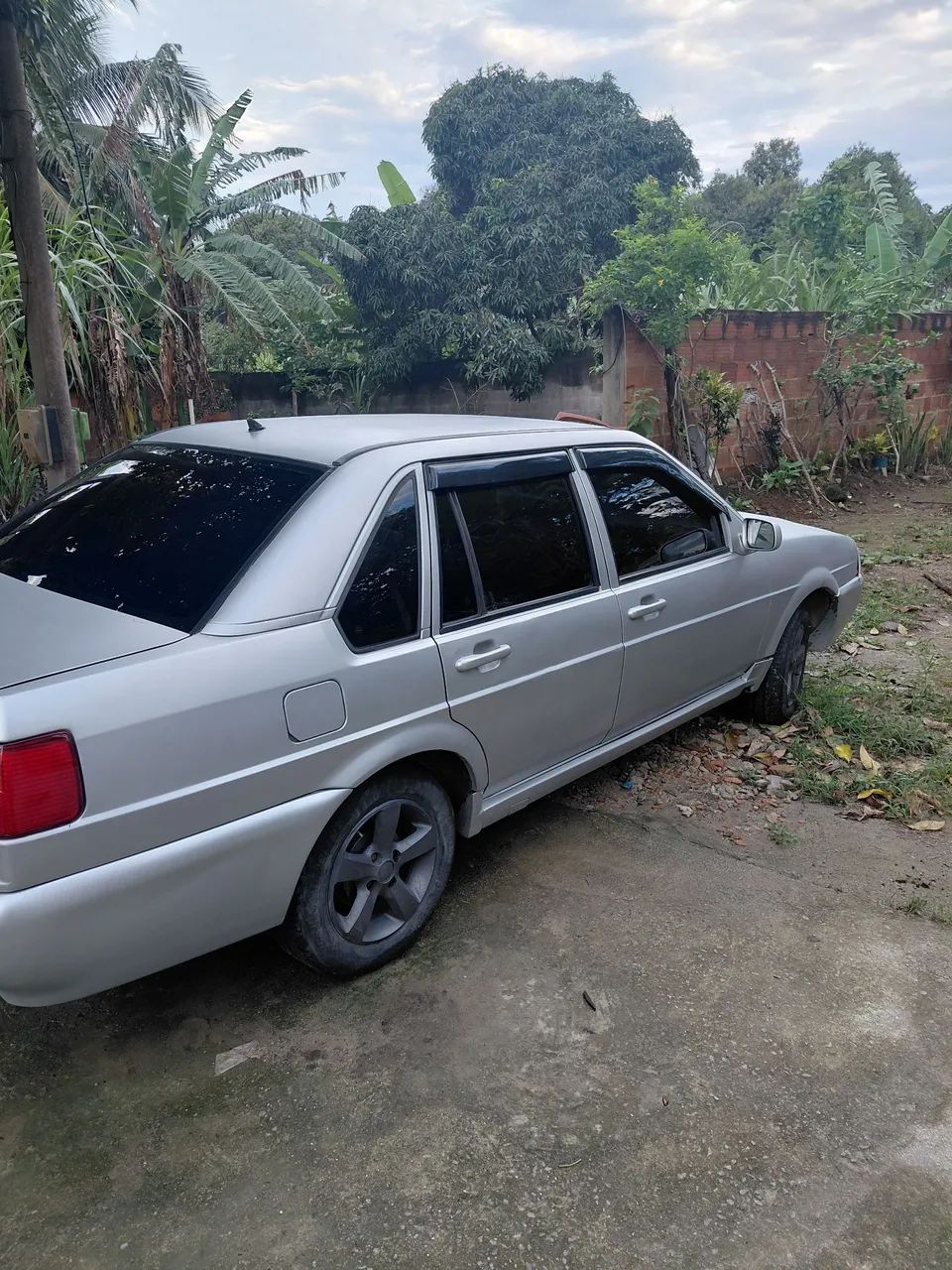 Volkswagen Santana 2.0 MI 2P E 4P 2004