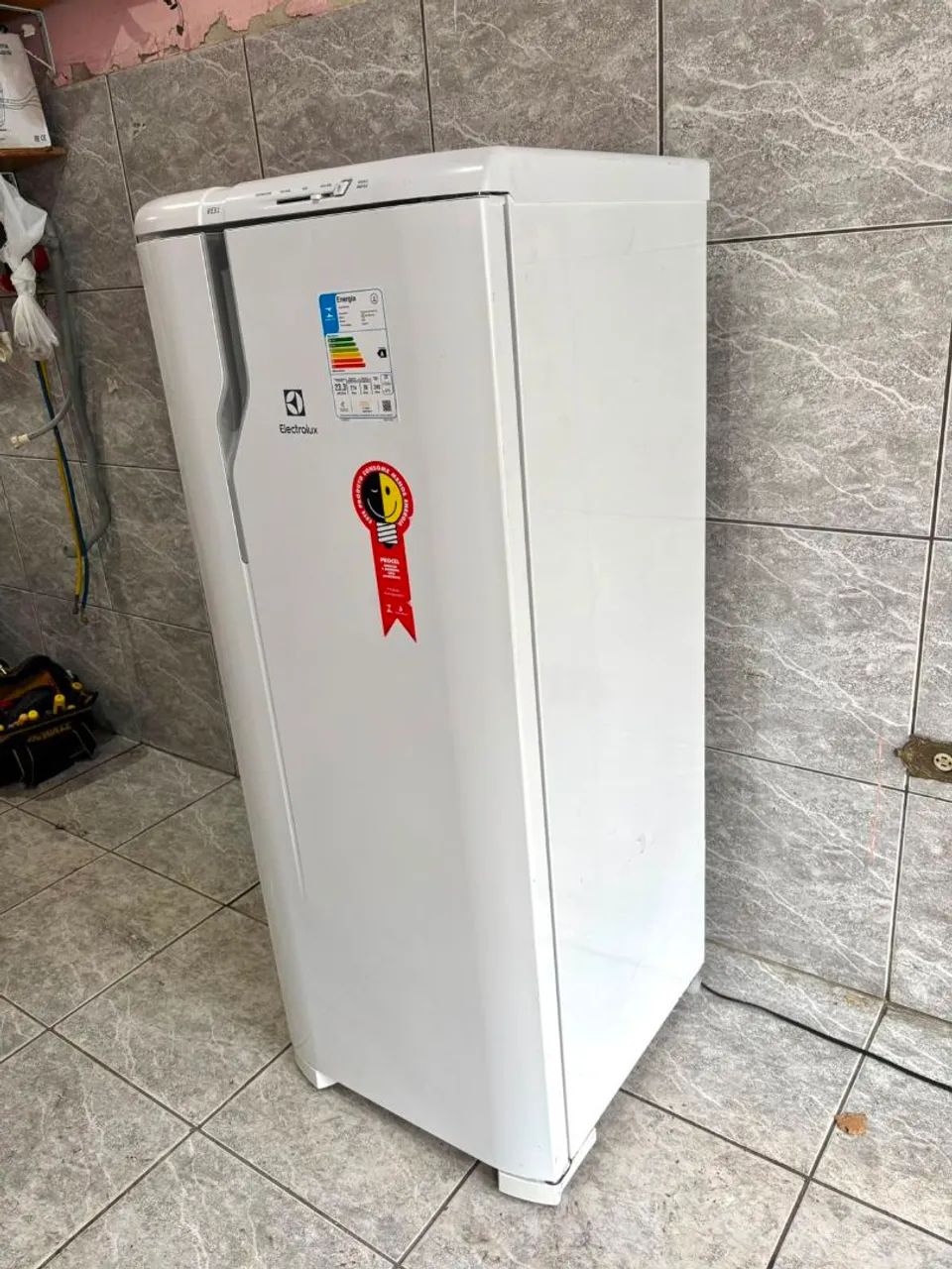 GELADEIRA ELECTROLUX NOVA 240 LITROS - Foto 3