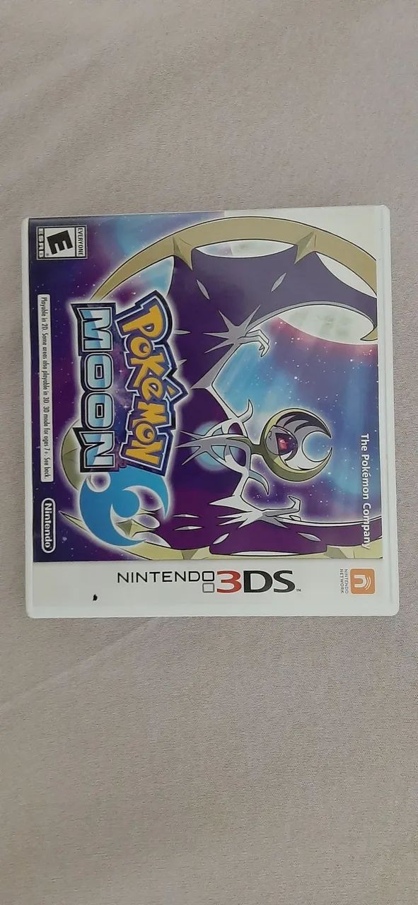 Vende se pokemon moon de Nintendo 3ds 