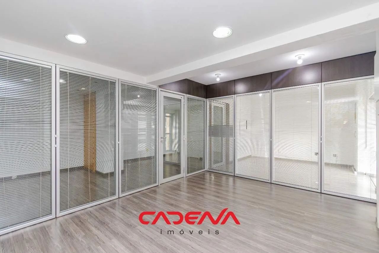 Conjunto comercial com 4 Salas para aluguel no Centro Cívico - Foto 3