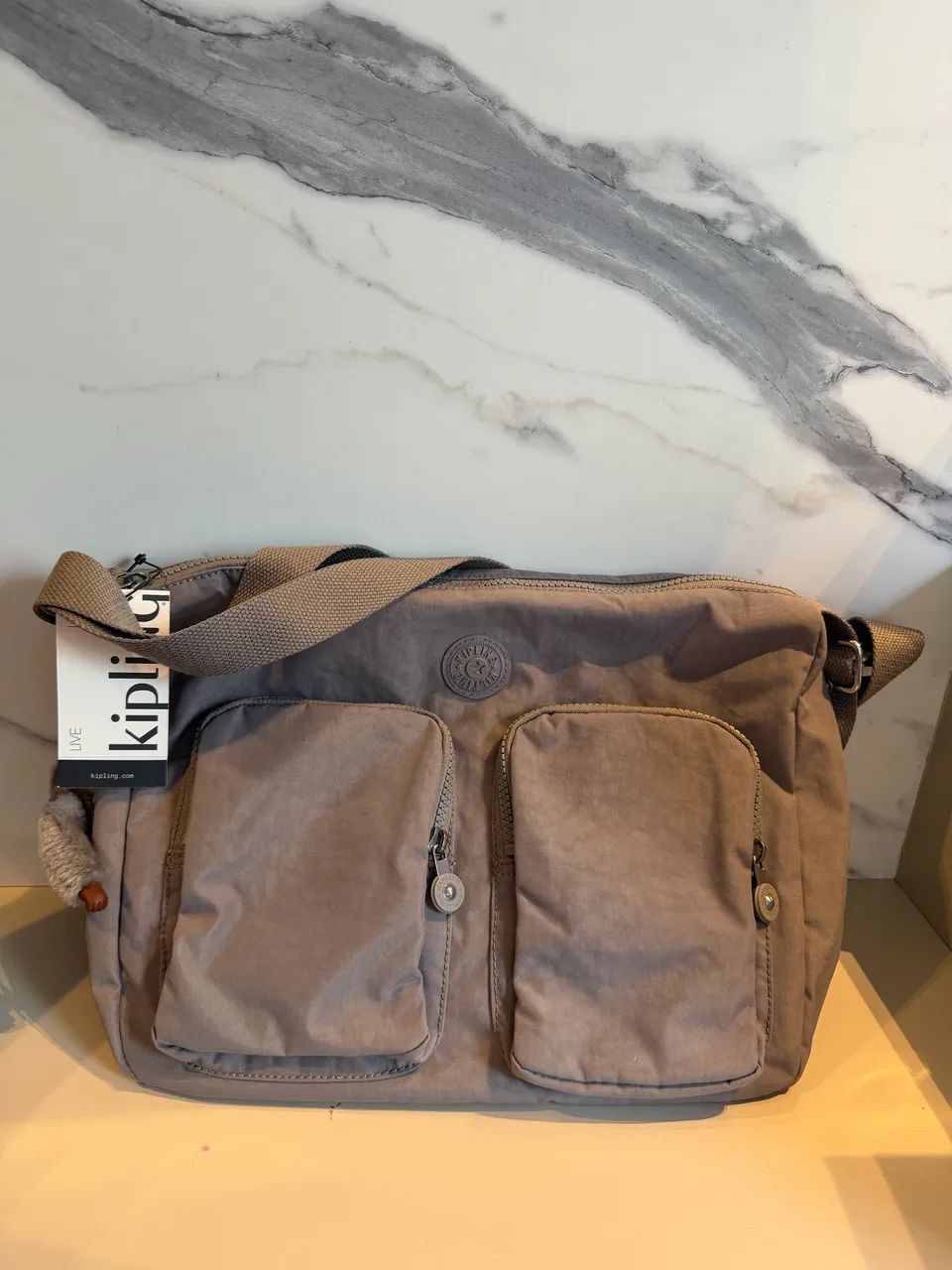Bolsa Kipling Sidney Cool Grey Tonal Original com Etiqueta