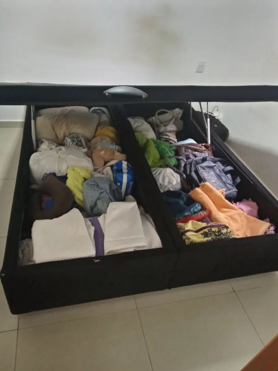 Cama box baú Queen 