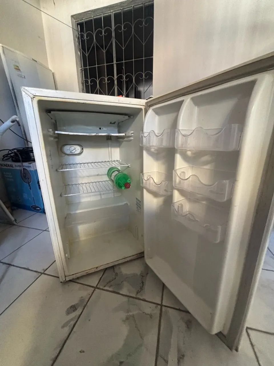 Frigobar Gelando perfeitamente (Frete grátis) - Foto 4