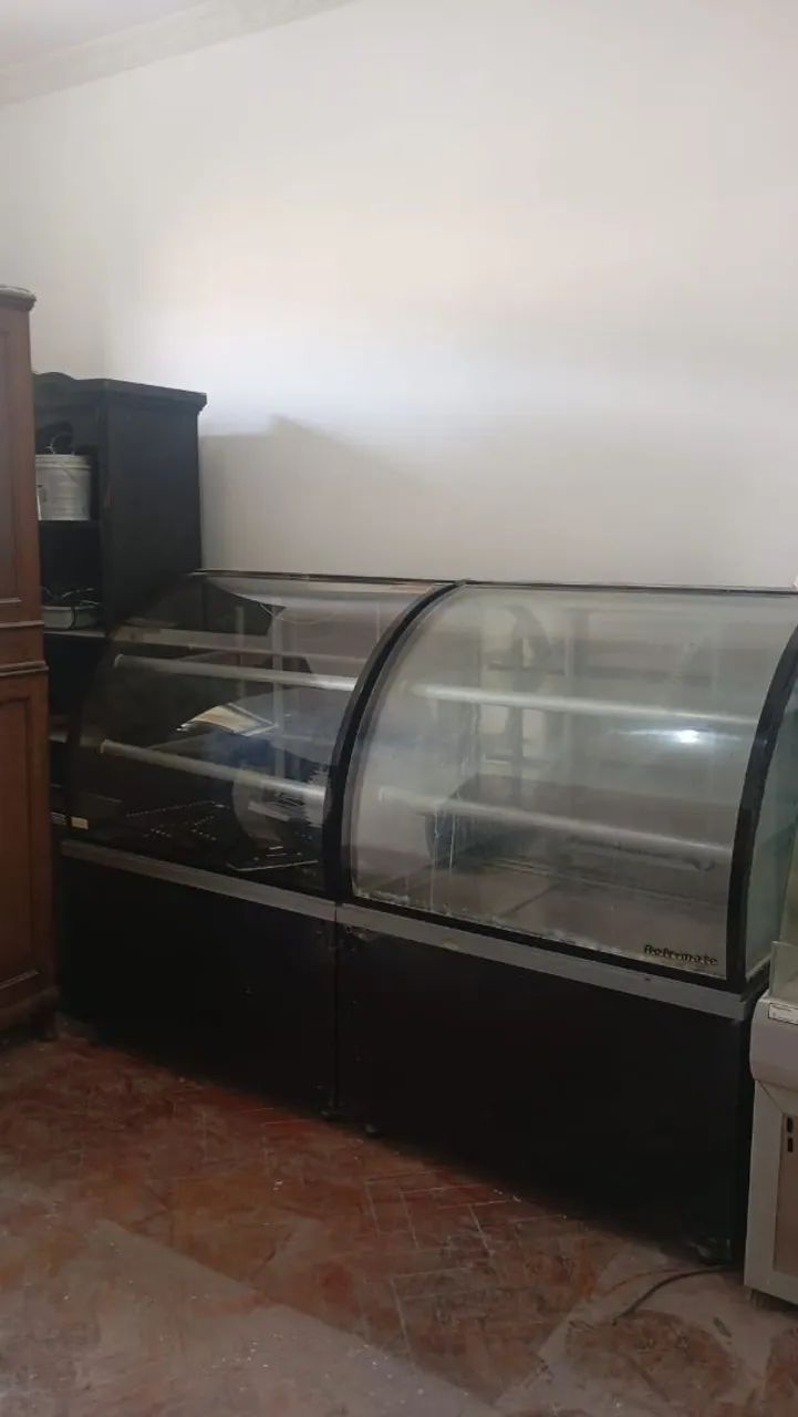 vitrines refrigeradas comerciais de vidro curvo