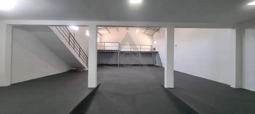 Galpão para alugar em Campinas, Jardim Eulina, com 330 m²