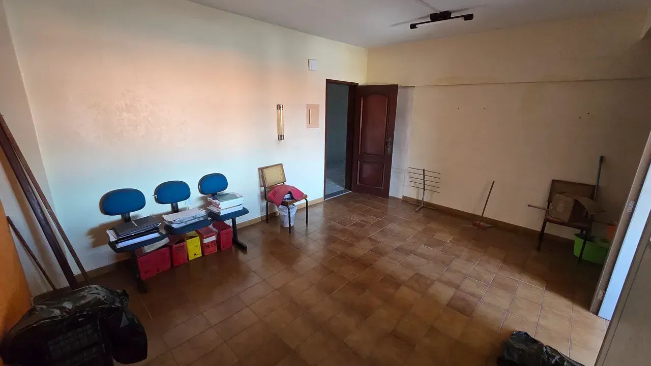 OPORTUNIDADE! Sala Comercial à Venda ou para Aluguel no Centro - Foto 3