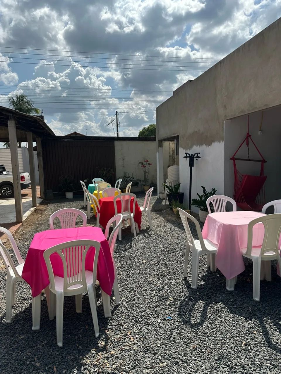 Aluguel de mesas e cadeiras. - Foto 3