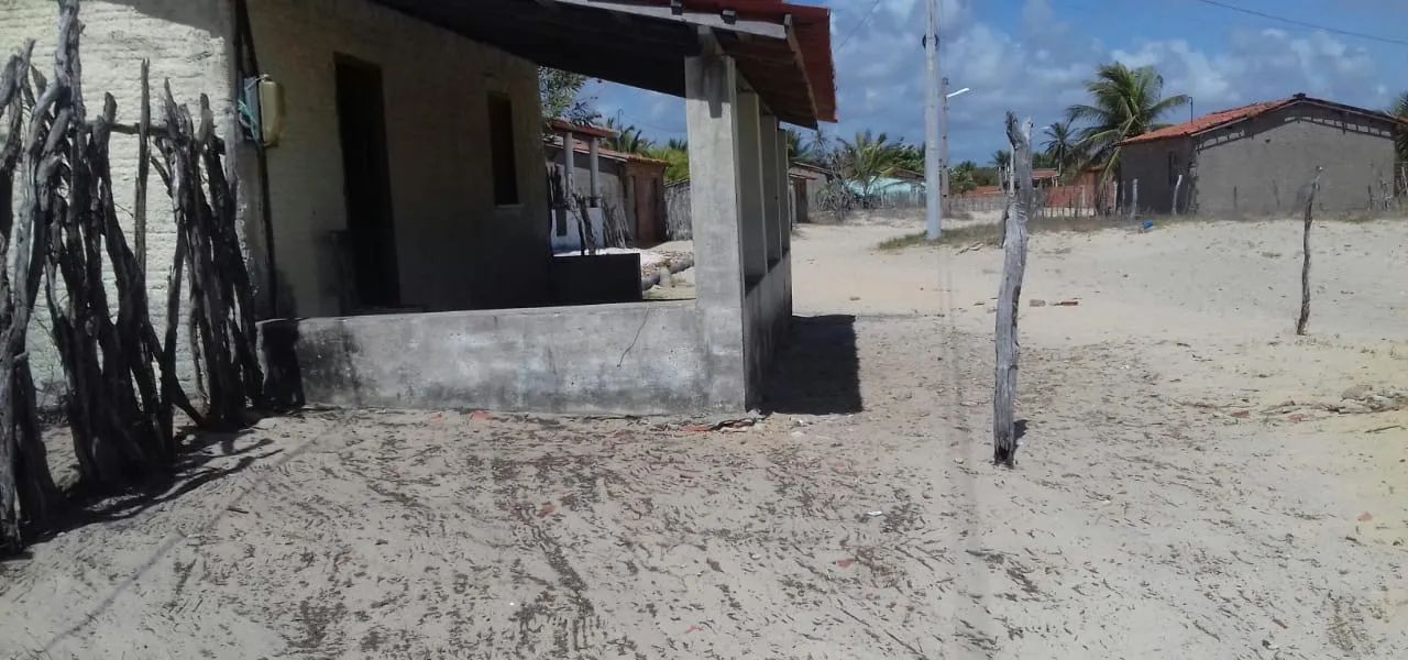 ? VENDE-SE CASA DE PRAIA - ÓTIMA OPORTUNIDADE