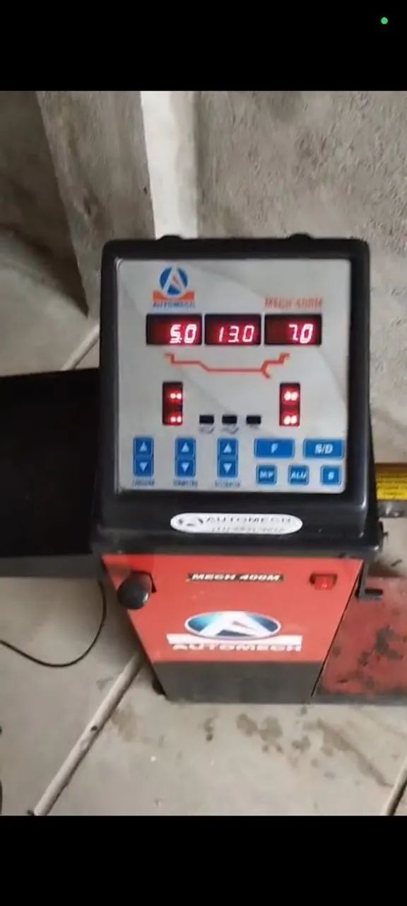 Balanceadora de pneus Automech ( balanceamento de roda) - Foto 2