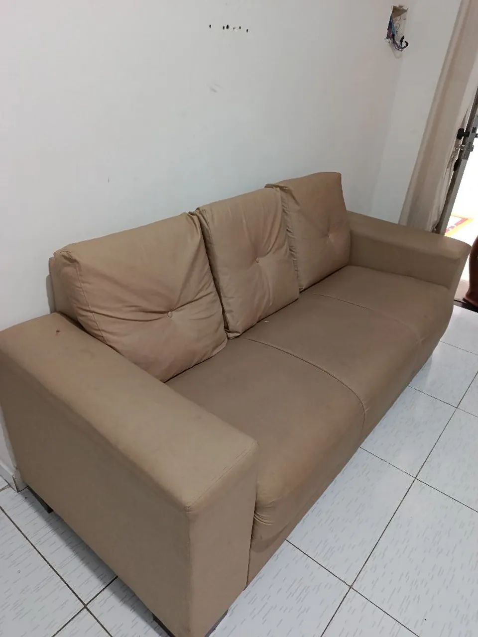 Sofá 3 lugares com tecido impermeável  - Foto 3