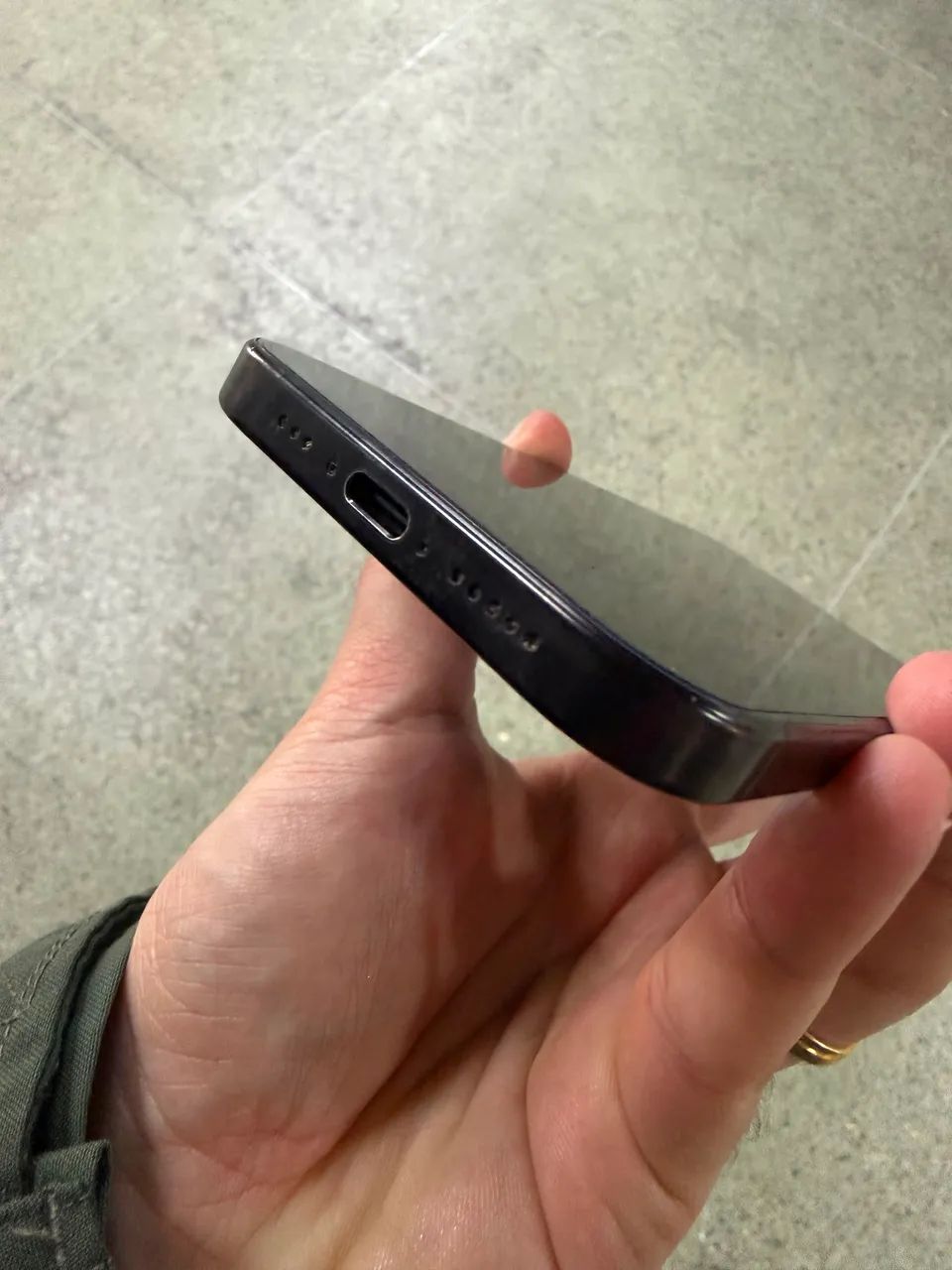 iPhone 16 pro 128 GB usado  - Foto 2