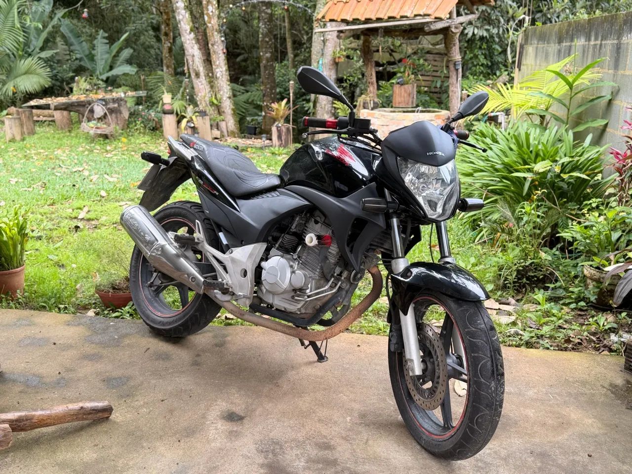 CB 300 - Foto 2