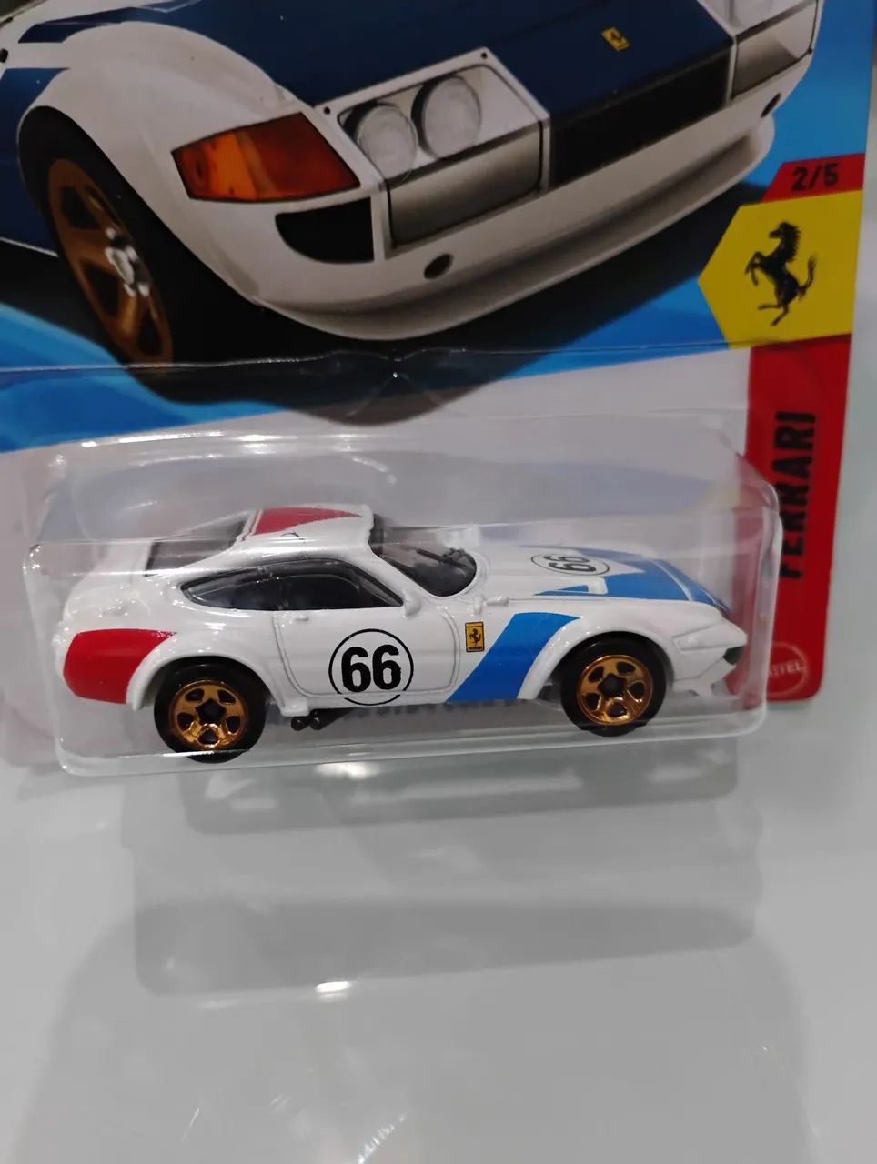 Carrinho Hotwheels Ferrari 365 competizione