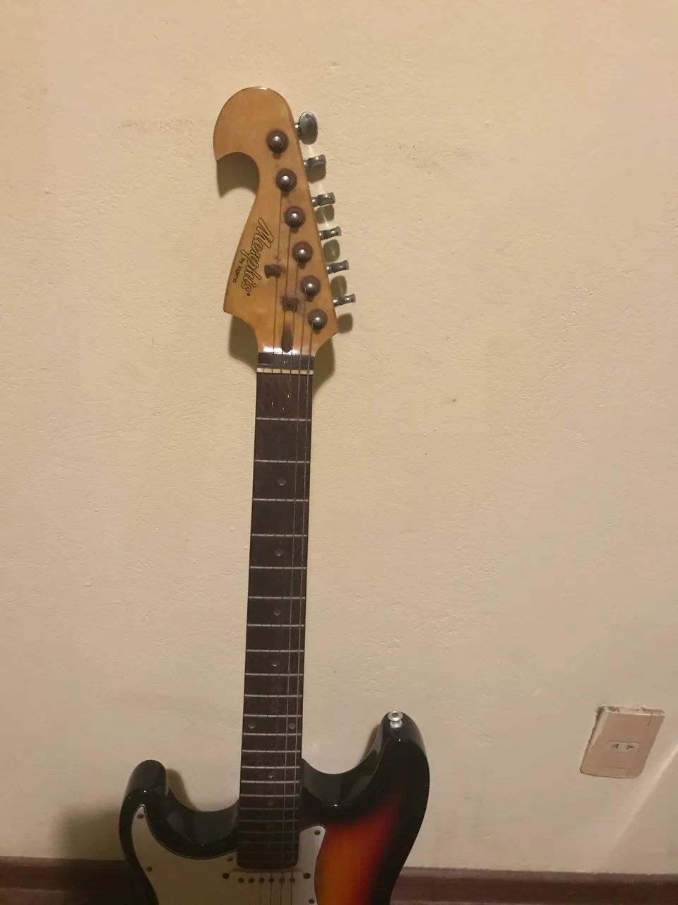 Guitarra Memphis Strato Canhoto - Foto 3