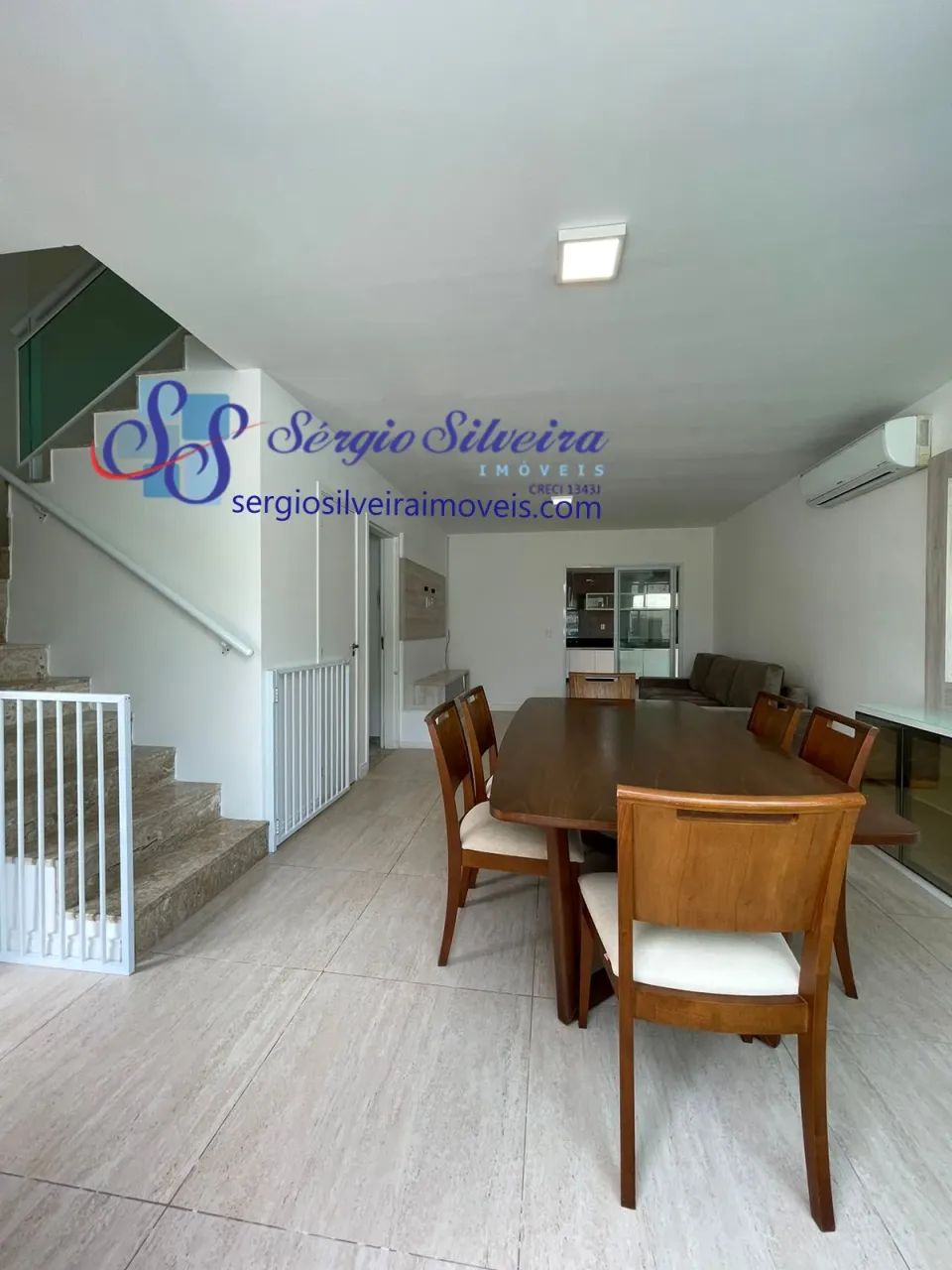 Excelente casa toda climatizada com 3 dormitórios no Eusébio - Foto 2