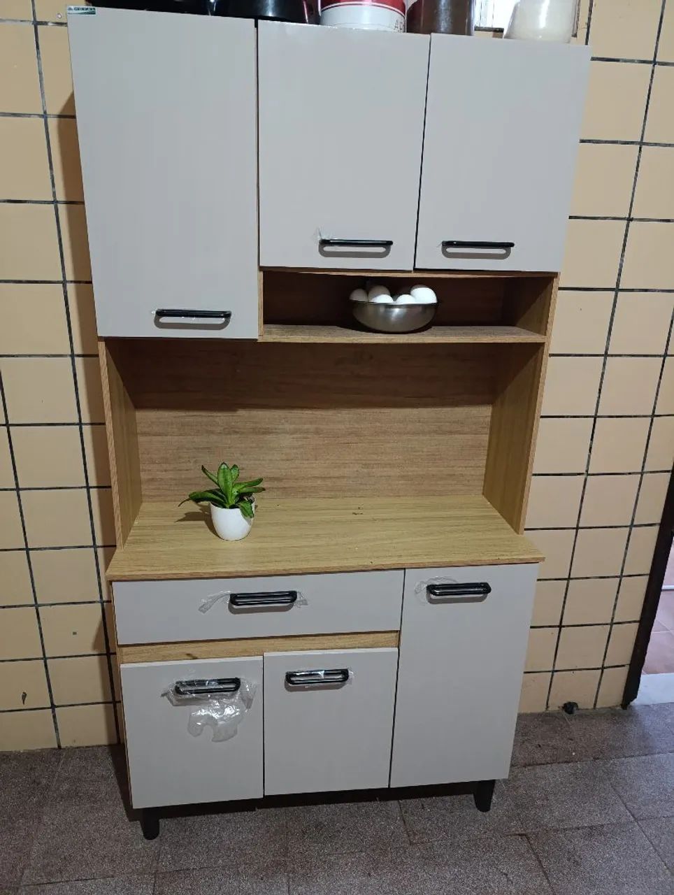 Armário de cozinha novo 