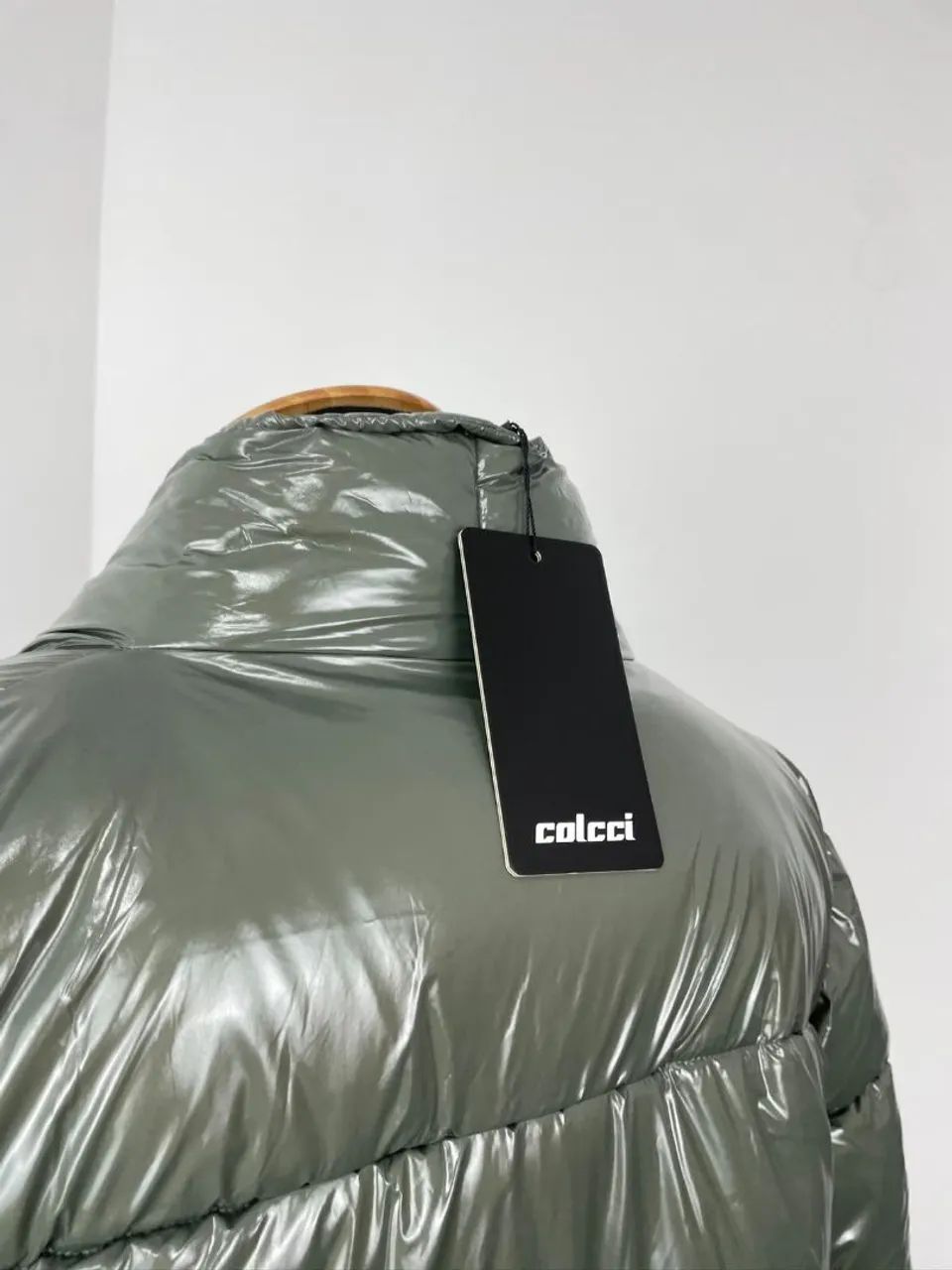 Jaqueta puffer Colcci P *peça nova com etiqueta* - Foto 5