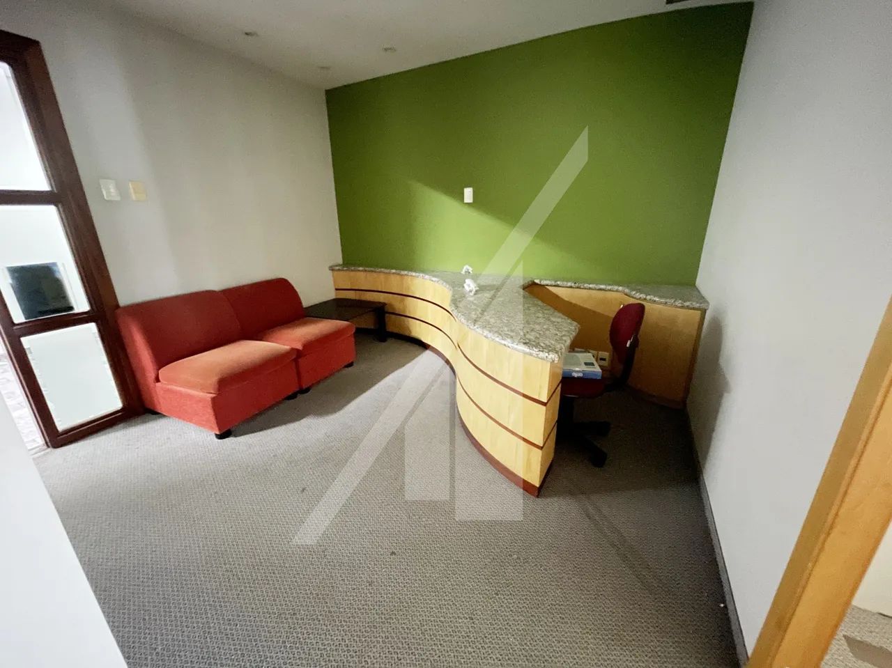 Sala comercial no Centro de Blumenau próximo a Prefeitura - Foto 2