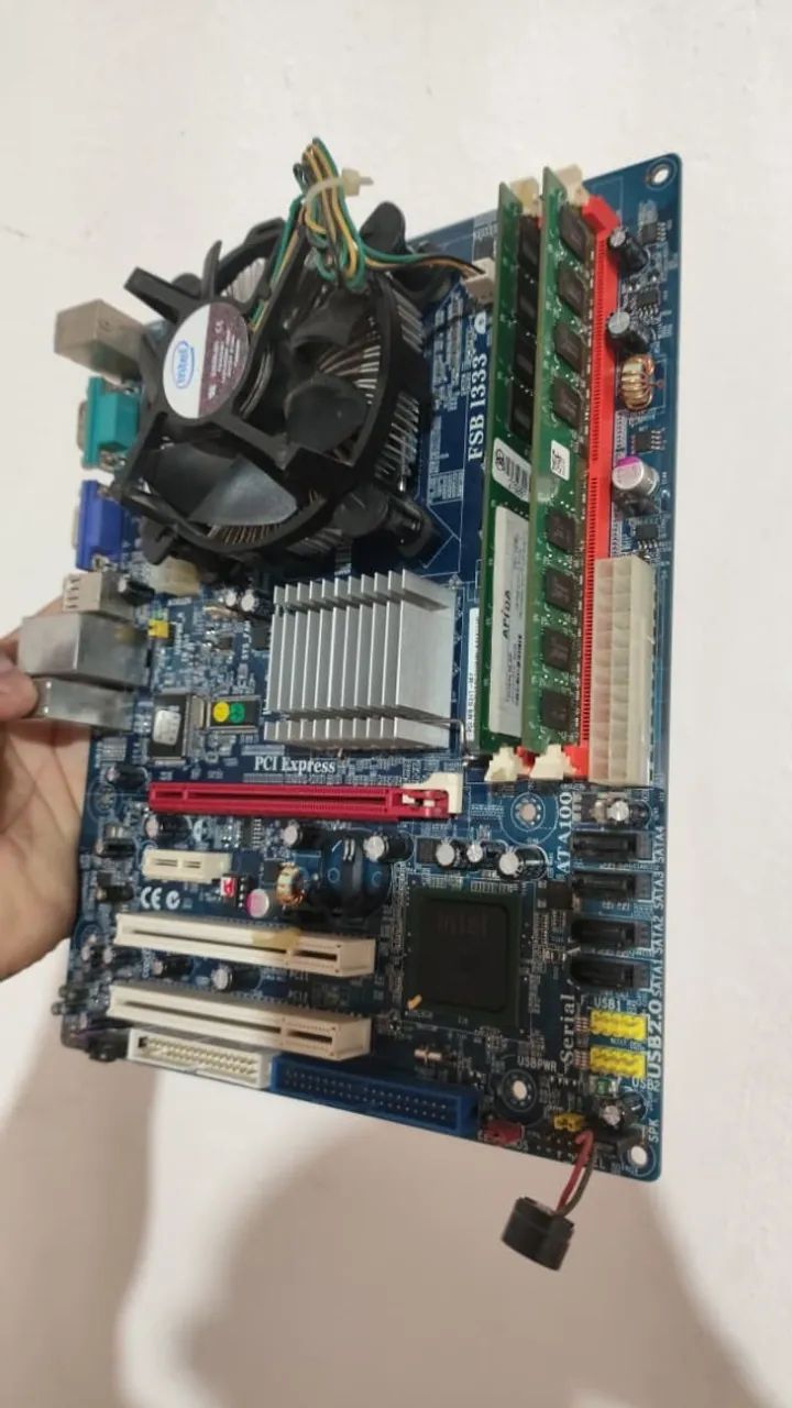 kit placa mae+ memoria+processador 775