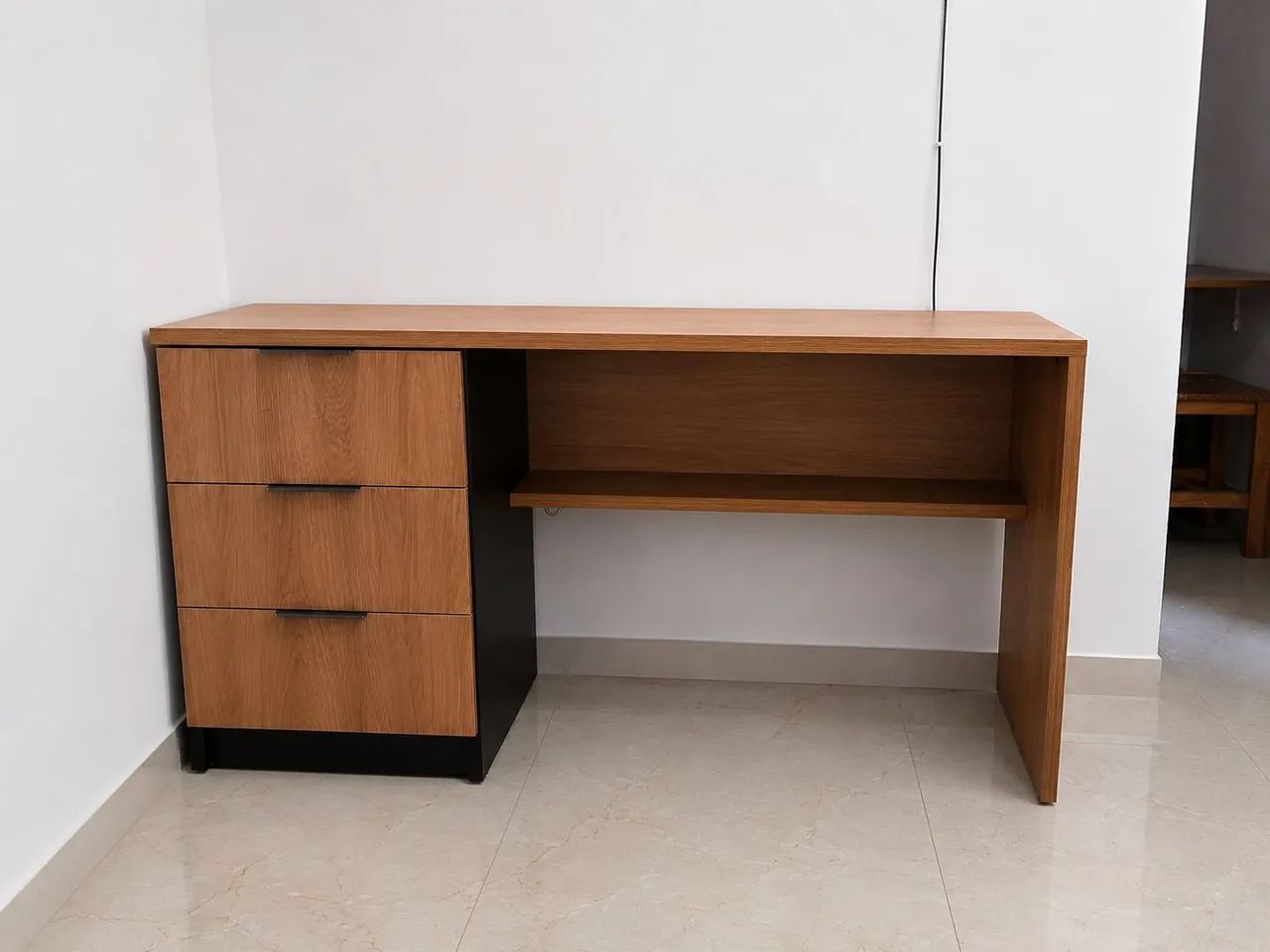 Mesa de escritório ou para estudos 