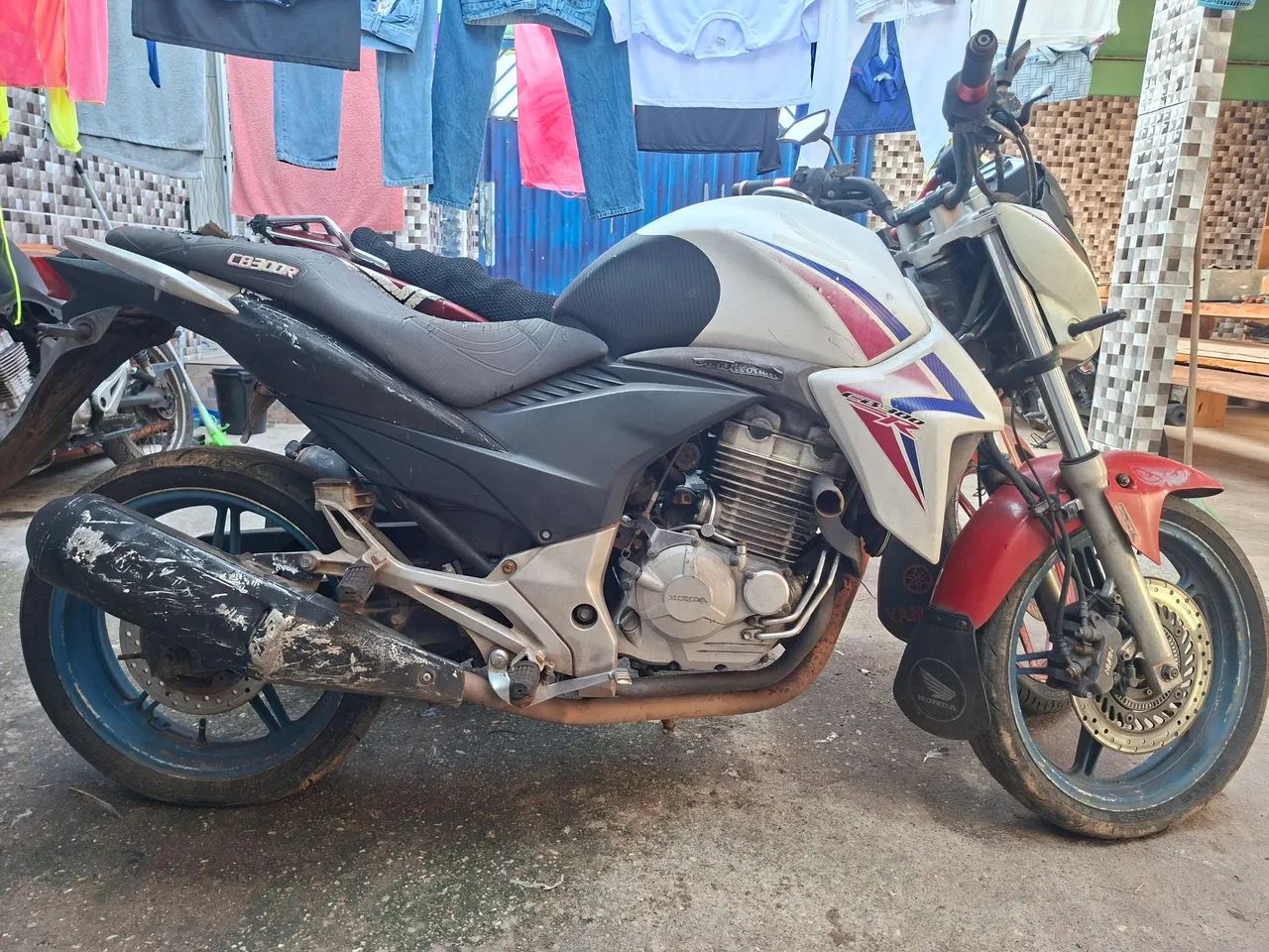 CB300 ABS / 2015