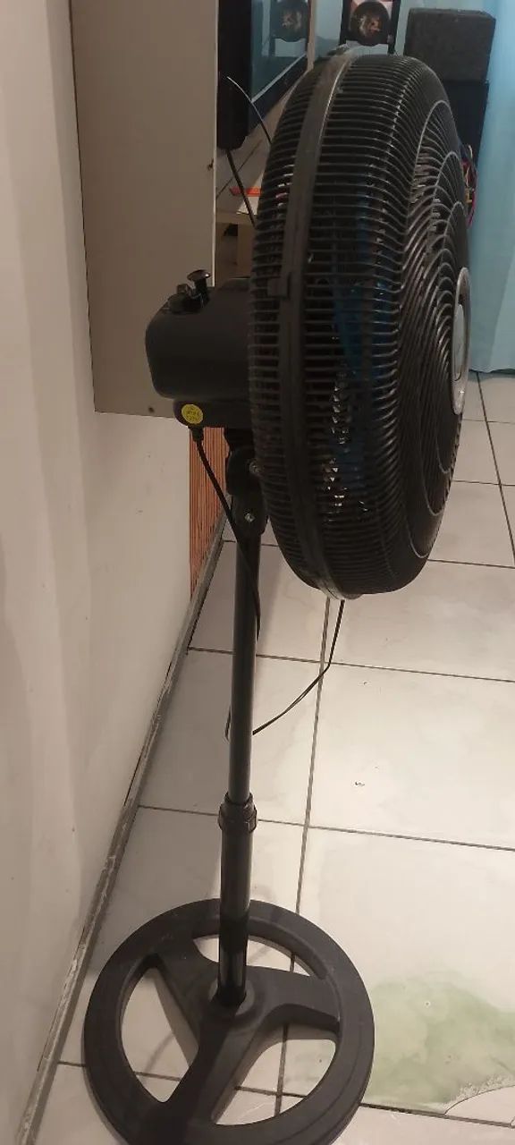 Ventilador semi novo com coluna  - Foto 4