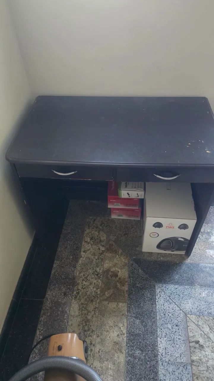 Mesa de quarto - Foto 3