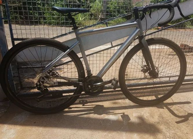 bicicleta gravel semi-nova - Foto 2