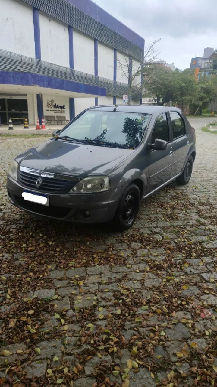 Renault Logan Expression Hi-flex 1.6 8V 4P 2013 - Foto 2