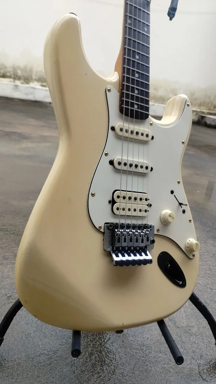 guitarra squier korea
