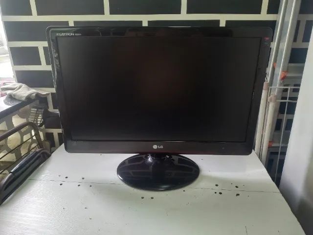 Monitor LG 22 Pol com defeito