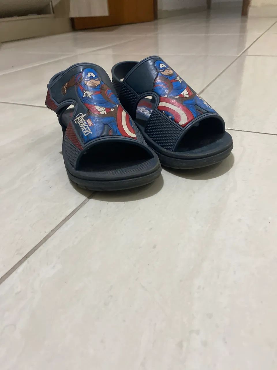 Sandália marvel número 31