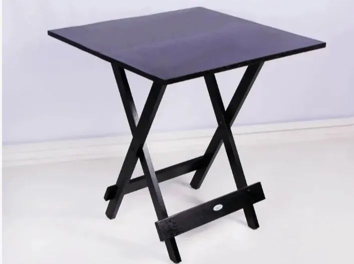 Conjunto de mesa com 4 cadeiras  - Foto 3