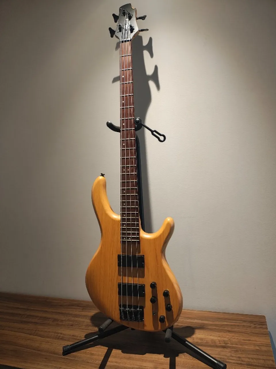 YAMAHA RBX-360S ナチュラルウッド Contrabaixo Yamaha RBX-360 - Instrumentos musicais - Centro