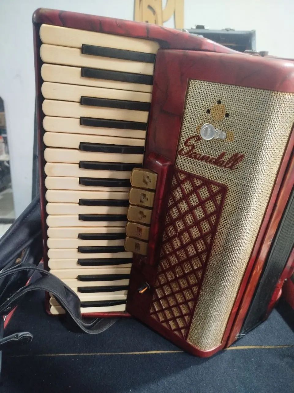 Acordeon/ Sanfona Scandalli 80 
