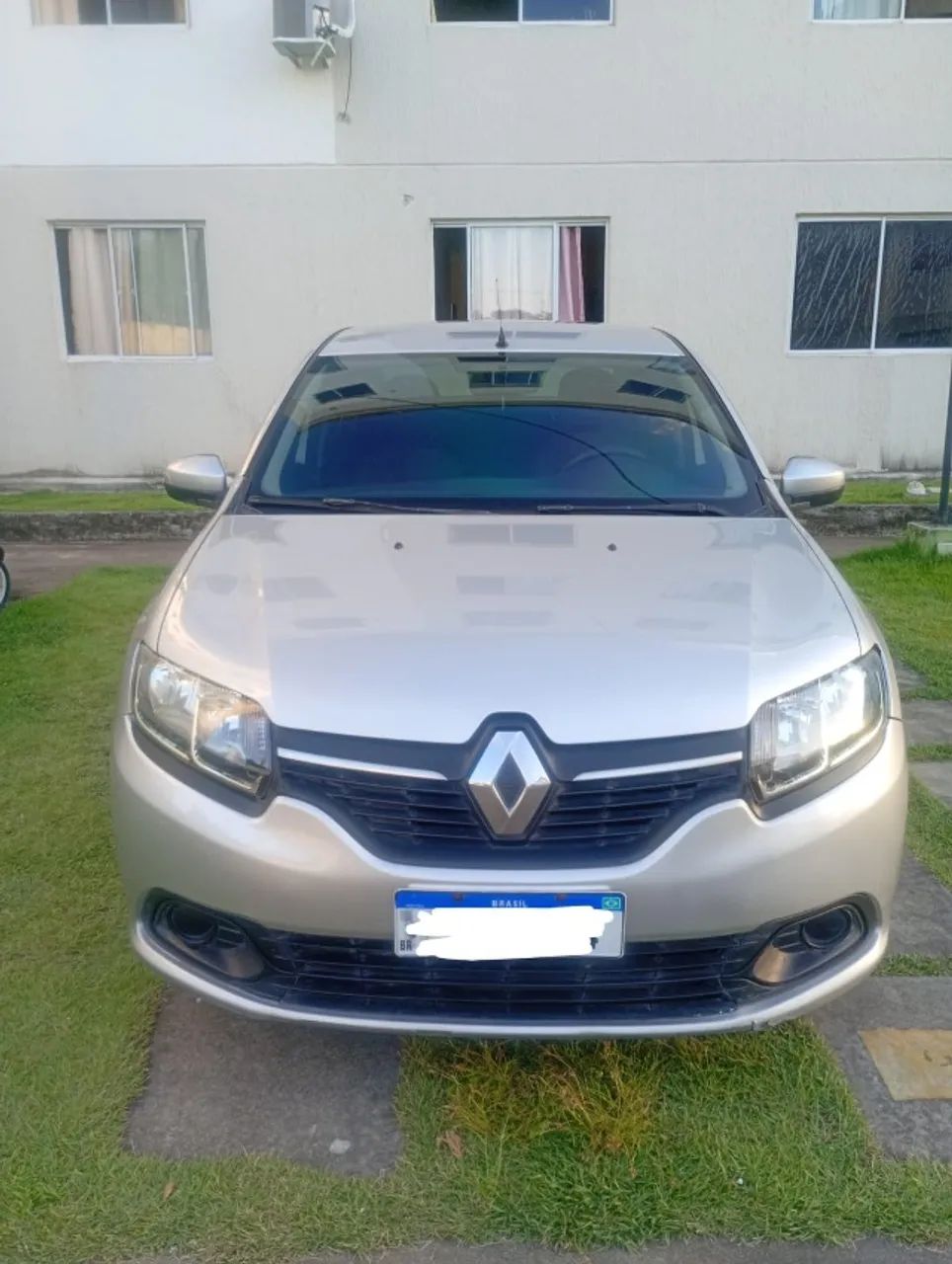 Renault Logan Expression Hi-flex 1.6 8V 4P 2014 - Foto 4