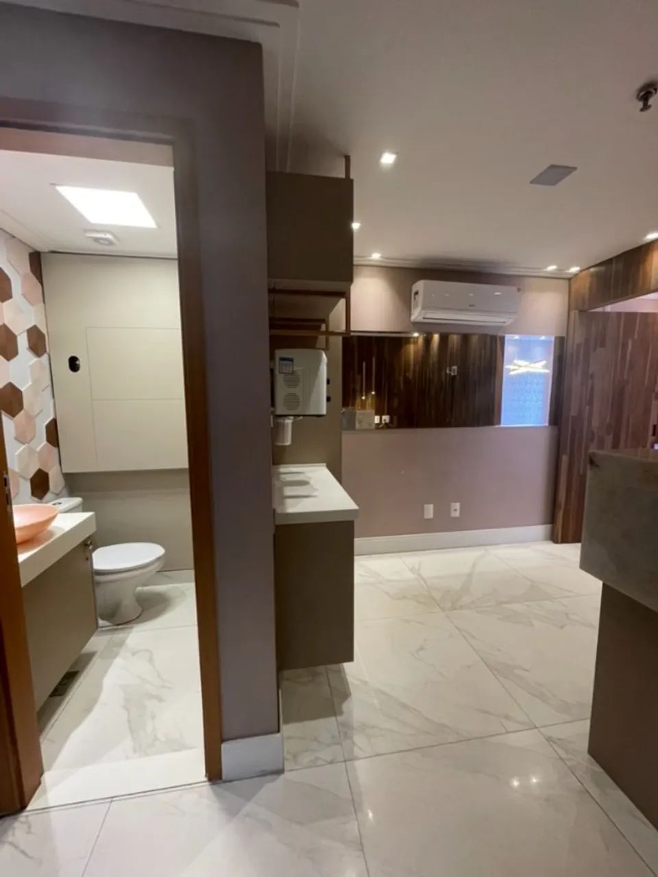 2 Salas comerciais decoradas e semi-mobiliadas, de 31m2, no Parque Office - Foto 3