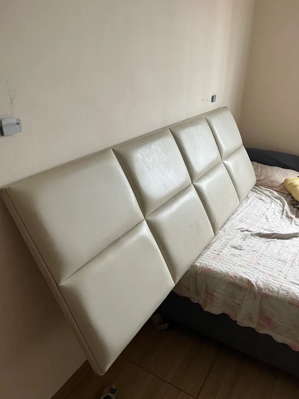 Cabeceira casal suspensa 