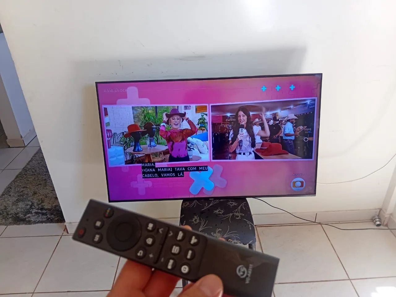 Tv Samsung smart 52 polegadas tem 3 mil canais e Xbox porém tem listra fio de cabelo 