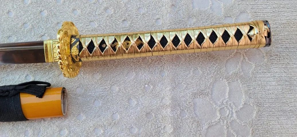 Espada Katana com fio com corte. Chinesas novas. Importadas dos USA.. - Foto 2