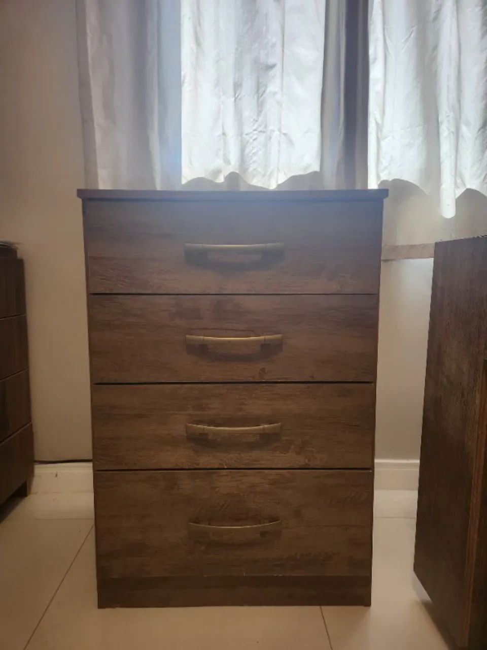 Cômoda gaveteiro