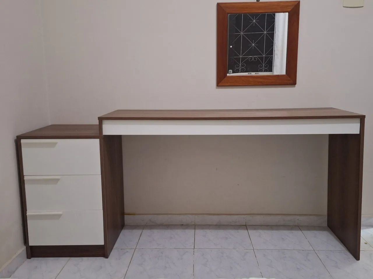 VENDO MESA DE ESCRITÓRIO - Foto 2