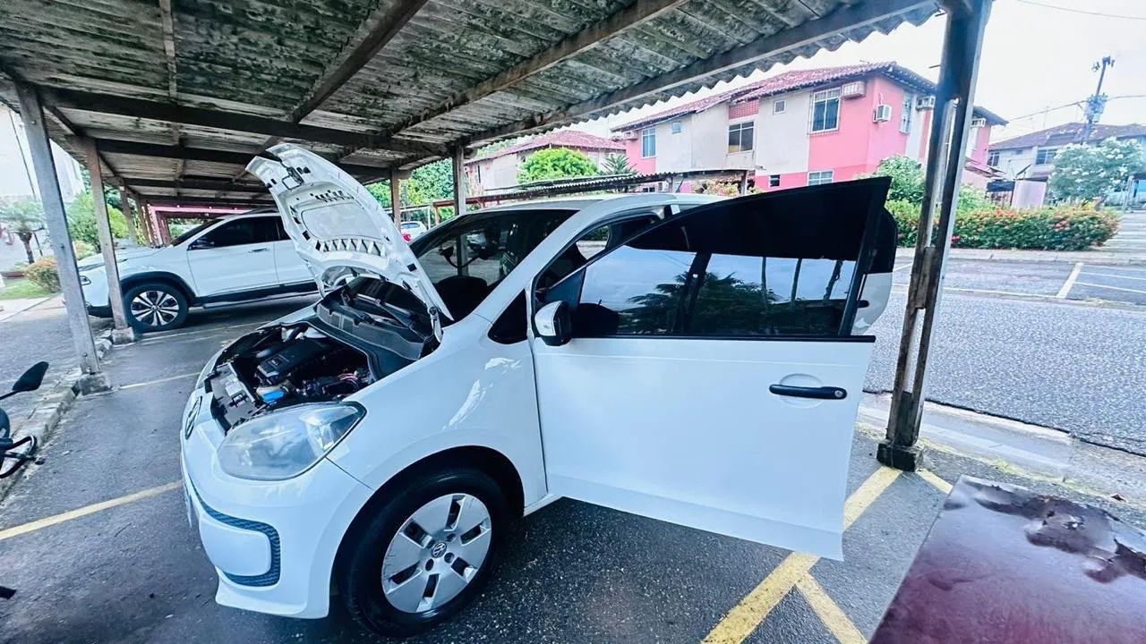 Volkswagen Up! up! take 1.0 Total Flex 12V 5p 2015