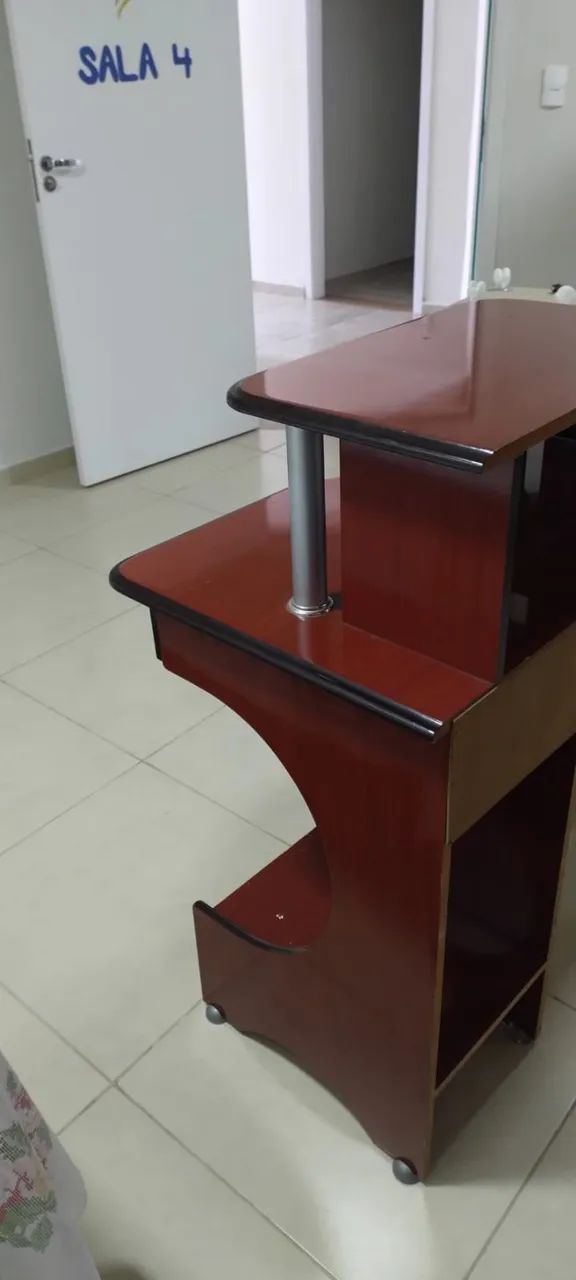 MESA PARA COMPUTADOR/ ESCRITÓRIO COM PRATELEIRAS E GAVETA - Foto 4