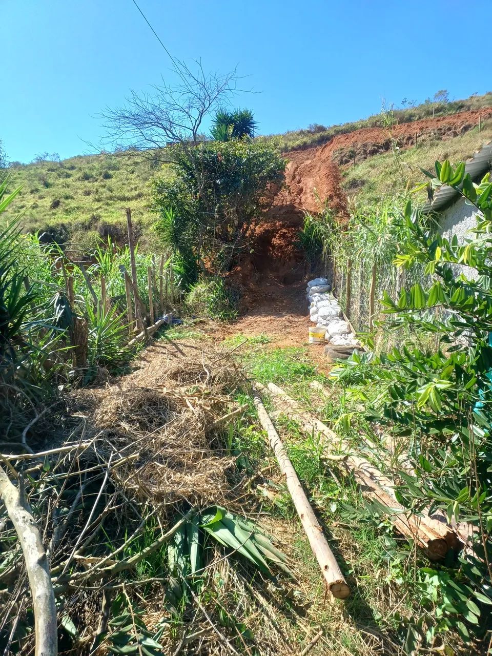 Vendo um terreno próximo  a tudo   - Foto 3