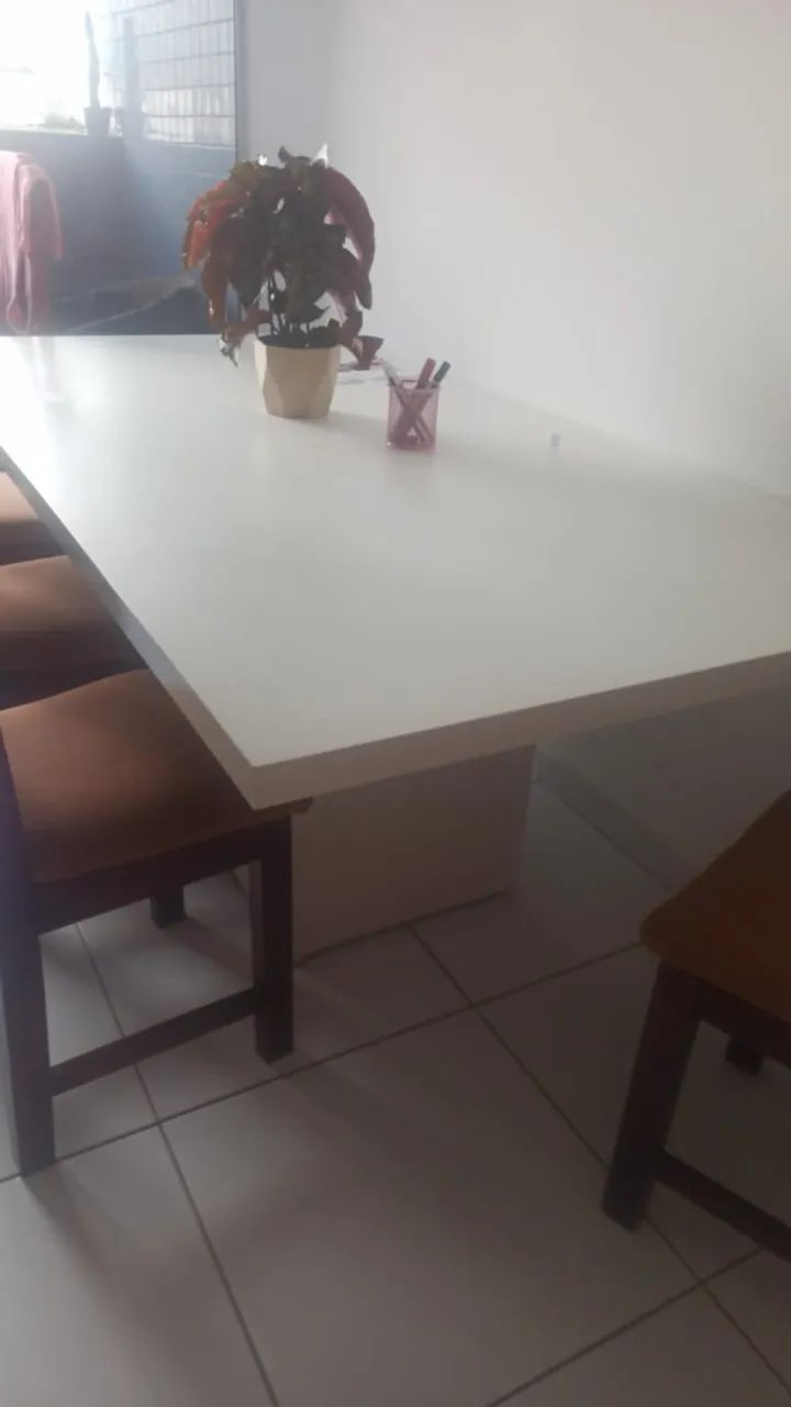 Mesa de jantar 8 lugares