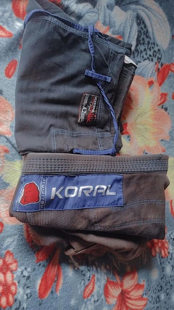 kimono de jiu-jitsu koral