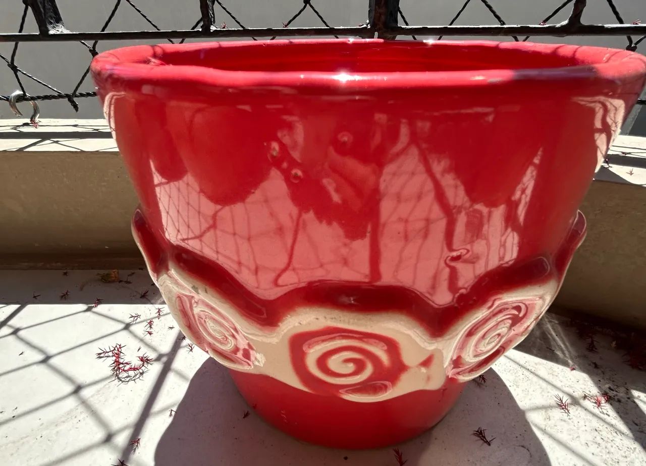 Cachepô vermelho  - Foto 2