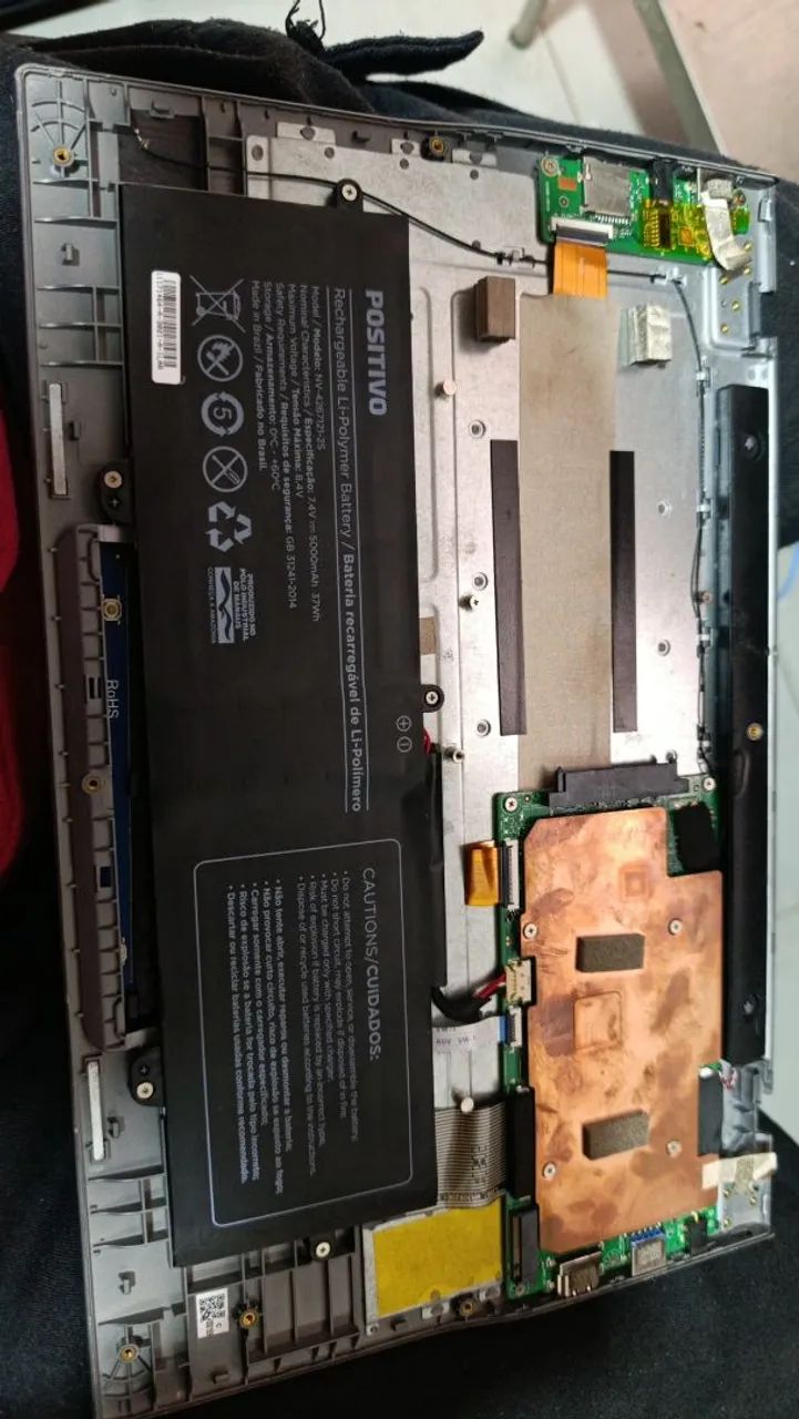 Peças para notebooks, carcaças funcionando. - Foto 3